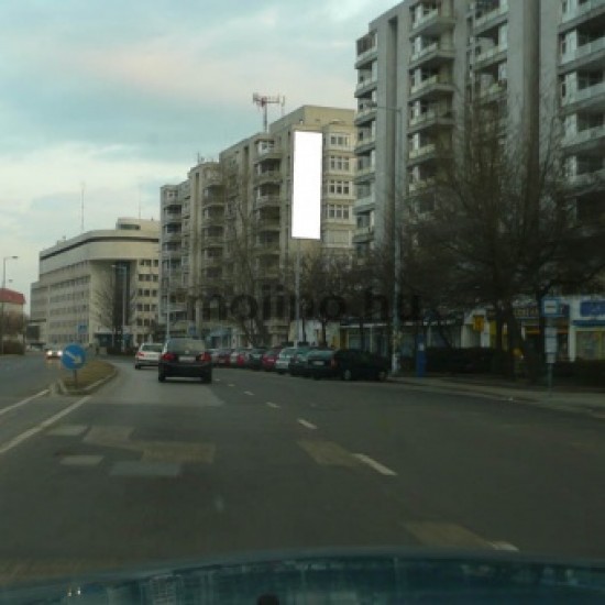 Molinó-Kecskemét belváros, Dobó krt. centrum irányába